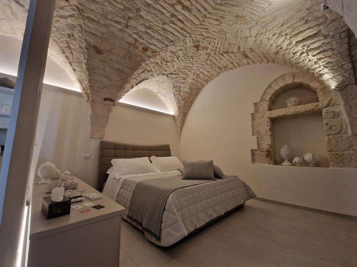 Pirano Suite Ceglie Messapica Exterior foto
